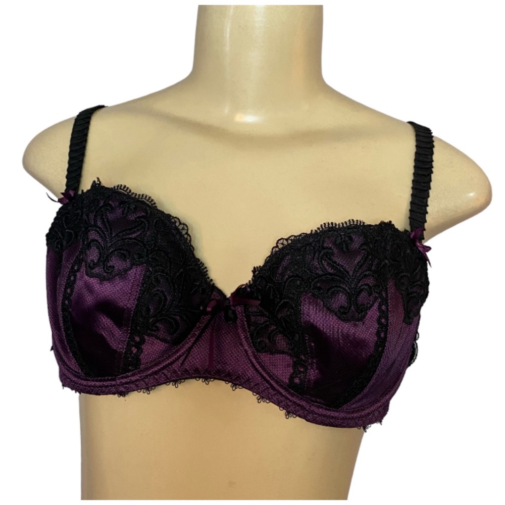 FAUVE Veronique Embroidery Lace BALCONETTE BRA Underwire US 36C Purple Black